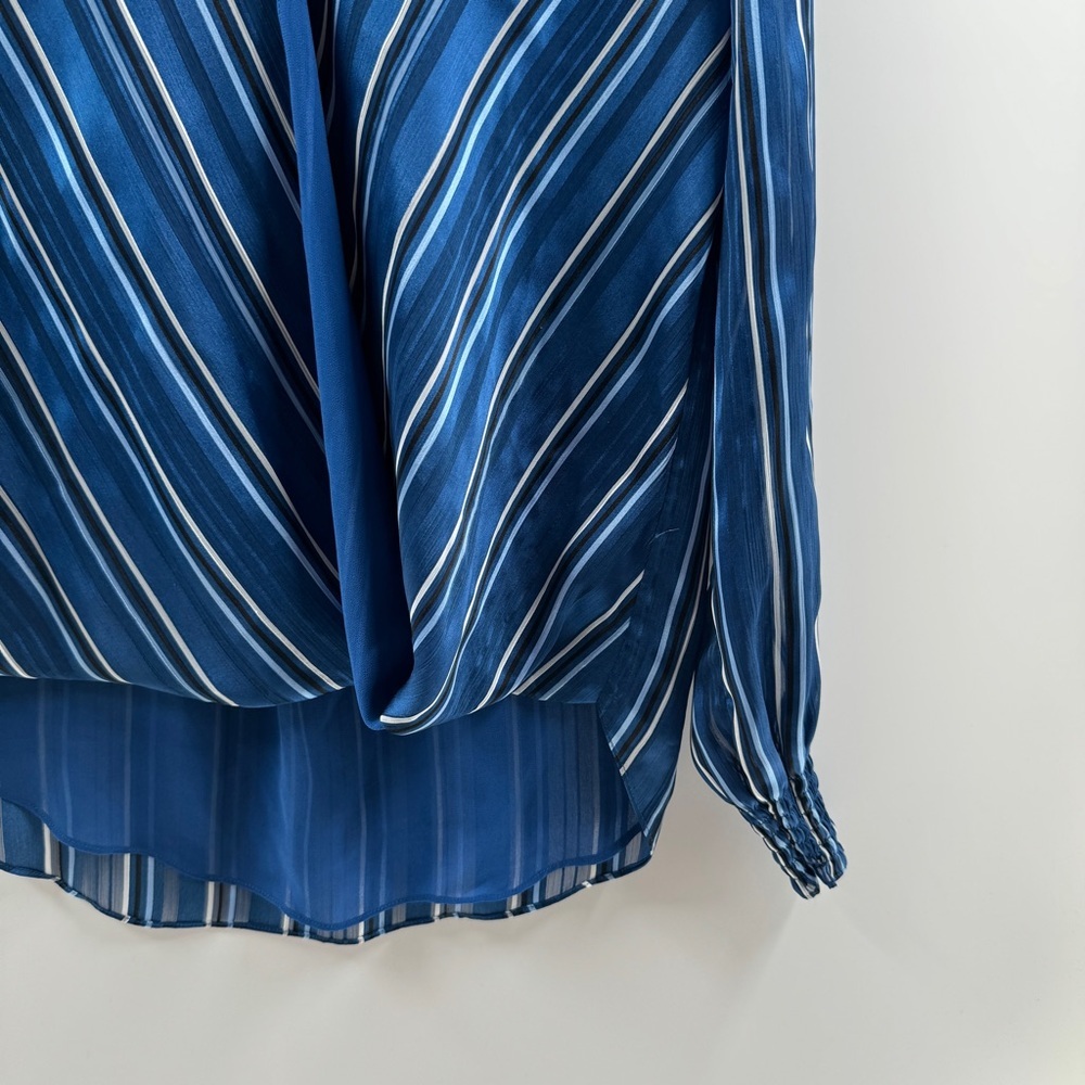 White House Black Market Blue Striped Blouse (Size Small) - Picture 3 of 8